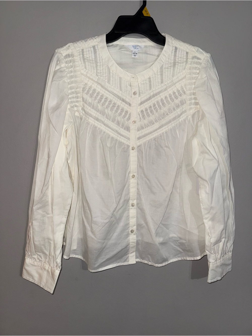 Time and Tru Women's Winter White Button-Front Pintuck Blouse Large 12-14